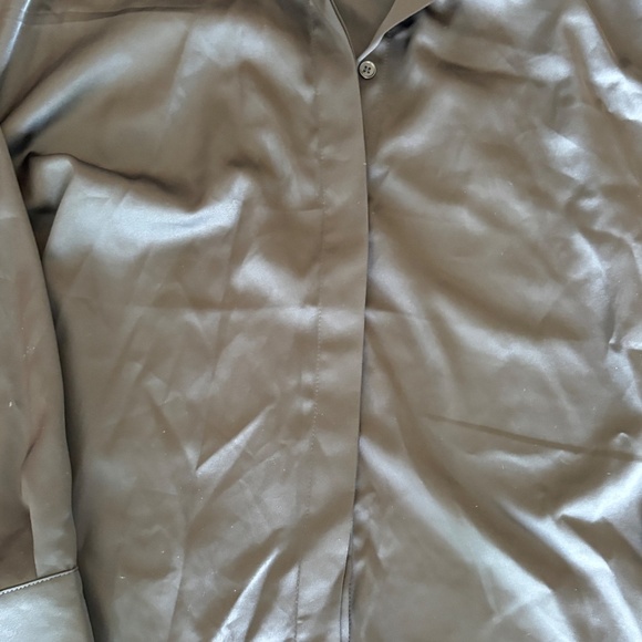 Windsor Womens Always Chic Satin Button-Down Long Sleeve Top Black NEW - Picture 8 of 8